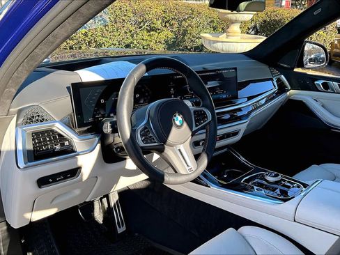 Certified 2026 BMW X7 M60i AWD/4WD image 18