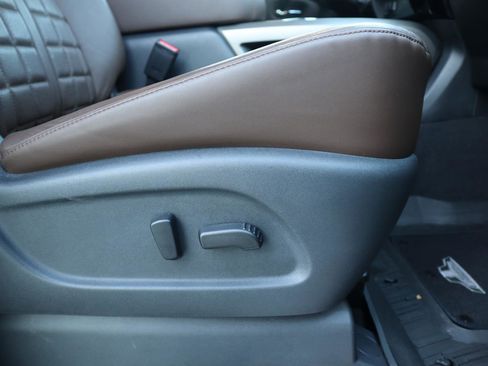 Used 2023 Nissan Titan Platinum Reserve w/ Moonroof Package image 64