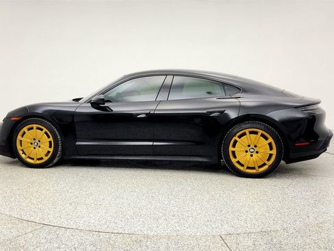 Used 2021 Porsche Taycan 4S image 8