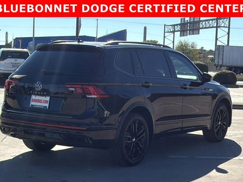 Used 2022 Volkswagen Tiguan SE R-Line image 5
