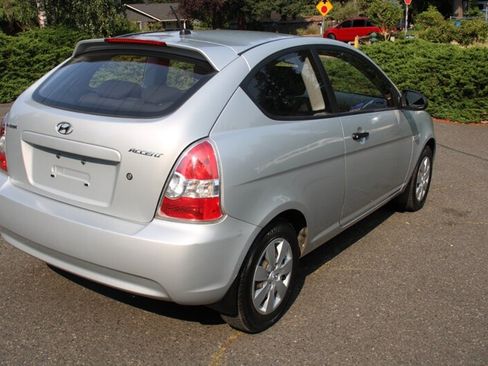 Used 2008 Hyundai Accent GS FWD image 3