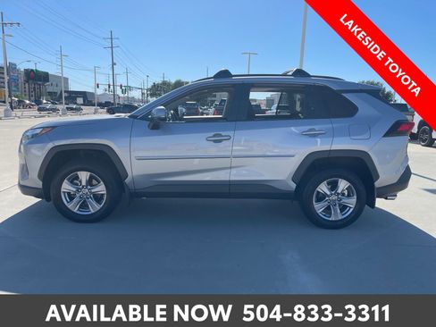Used 2024 Toyota RAV4 XLE w/ Convenience Package FWD image 2
