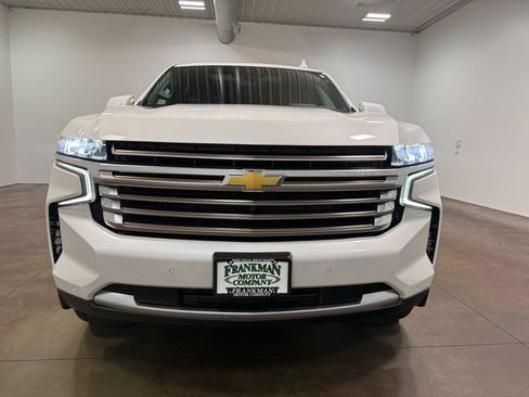 Used 2021 Chevrolet Tahoe High Country w/ Premium Package AWD/4WD image 38