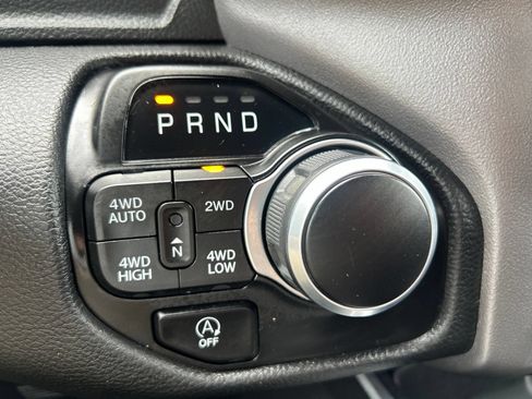 Used 2023 RAM 1500 Lone Star AWD/4WD image 17