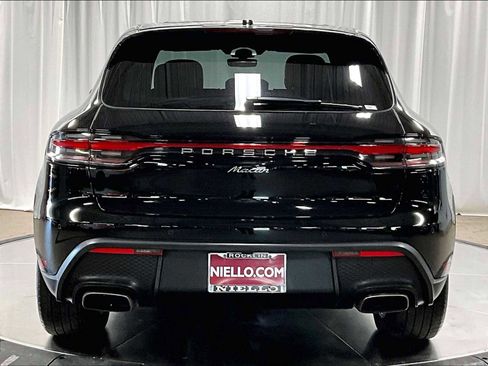 Used 2024 Porsche Macan AWD/4WD image 8