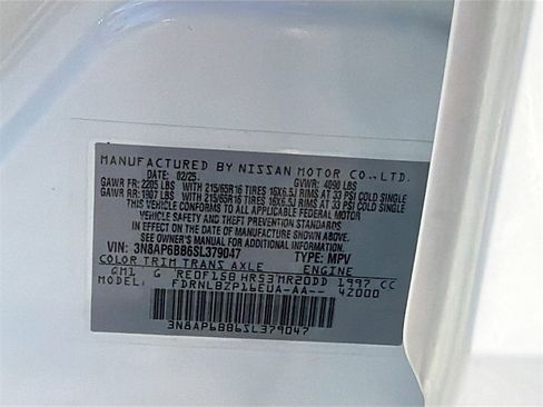 Used 2025 Nissan Kicks S image 29