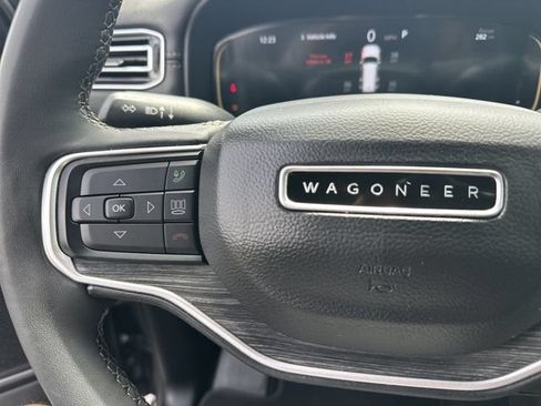 Used 2024 Jeep Wagoneer Series II w/ Flexible Seating Group AWD/4WD image 27