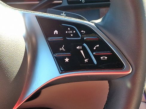 Certified 2026 Mercedes-Benz GLC 300 4MATIC image 23