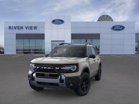 New 2025 Ford Bronco Sport Badlands w/ Sasquatch Badlands Package AWD/4WD image 2