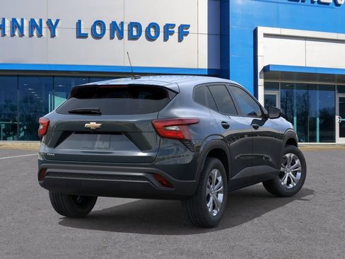New 2026 Chevrolet Trax LS FWD image 4