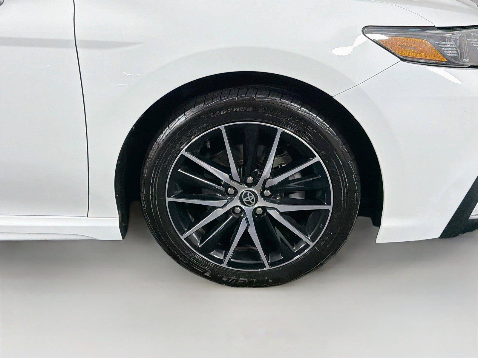 Used 2023 Toyota Camry SE FWD image 35