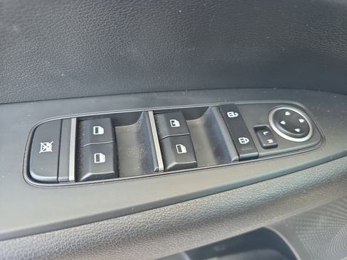 Used 2023 Kia Forte LXS FWD image 26
