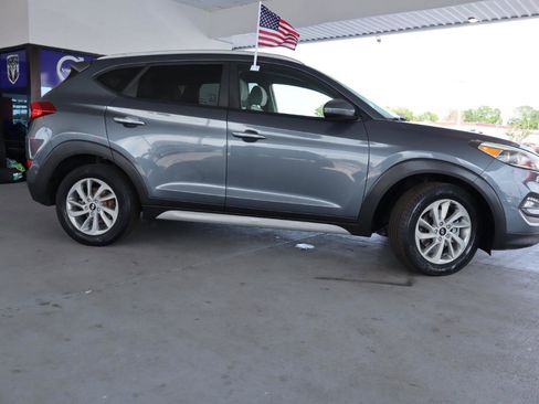 Used 2018 Hyundai Tucson SEL image 6