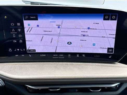 Certified 2025 Audi Q5 Premium w/ Convenience Package image 33