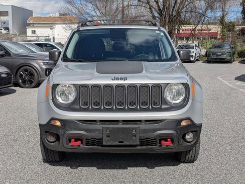 Used 2015 Jeep Renegade Trailhawk w/ Premium Leather Group image 2