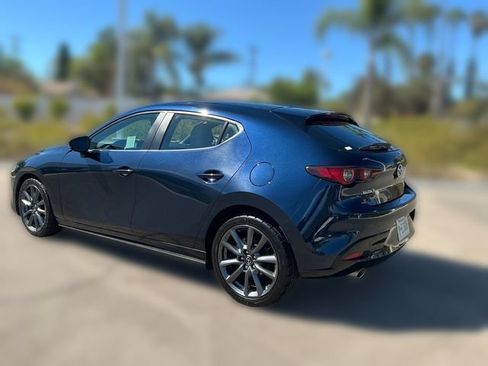 Used 2024 MAZDA MAZDA3 s FWD image 3