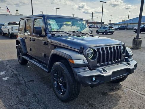 Used 2020 Jeep Wrangler Unlimited Sport image 10