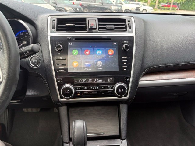 Used 2019 Subaru Outback 2.5i Limited AWD/4WD image 19