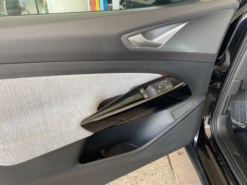 Certified 2023 Volkswagen ID.4 Pro RWD image 11
