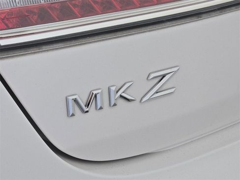 Used 2017 Lincoln MKZ Select w/ Select Plus Package image 11