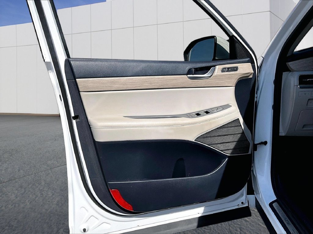Used 2021 Hyundai Palisade Limited AWD/4WD image 19