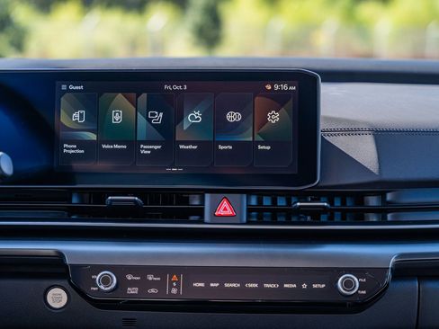 New 2026 Kia Carnival SX image 28