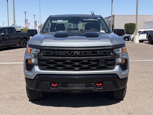 Used 2024 Chevrolet Silverado 1500 Custom Trail Boss w/ LPO, Dark Essentials Package AWD/4WD image 9