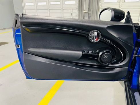 Used 2020 MINI Cooper S FWD image 23