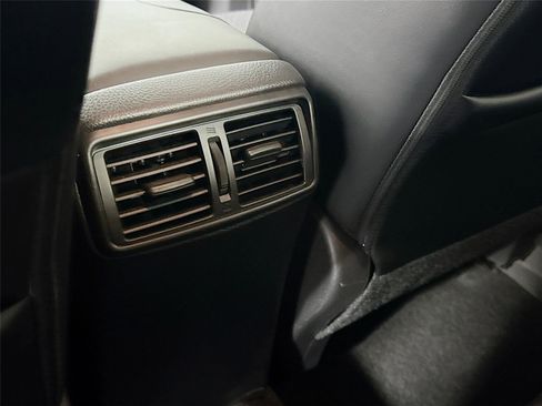 Certified 2022 Nissan Rogue Sport SL w/ Premium Package FWD image 25