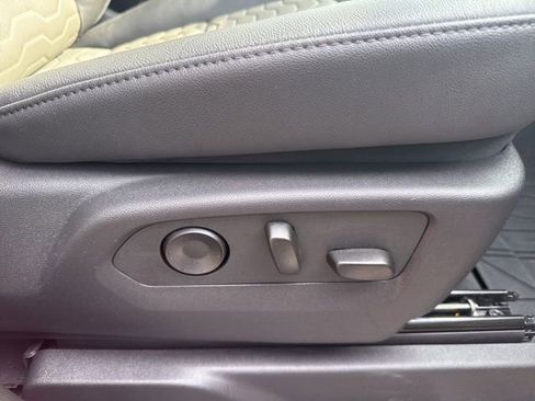 Used 2026 Chevrolet Silverado 1500 ZR2 image 30