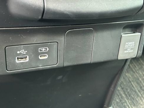 Used 2025 Honda Odyssey EX-L image 17