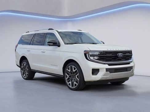 New 2026 Ford Expedition Platinum w/ Platinum Ultimate Package AWD/4WD image 2
