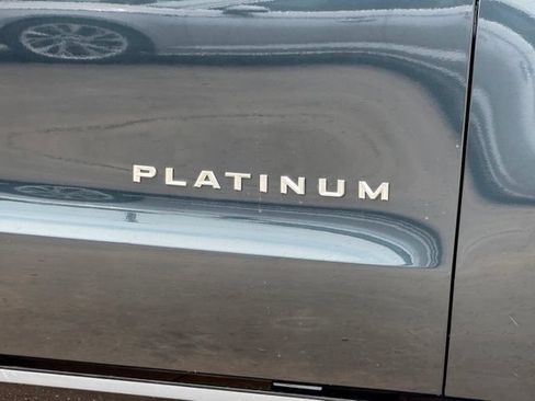 Certified 2025 Ford Expedition Platinum w/ Driver's Package AWD/4WD image 6