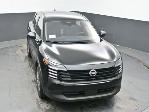 New 2026 Nissan Kicks S image 31