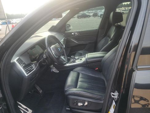 Used 2021 BMW X5 M50i AWD/4WD image 3