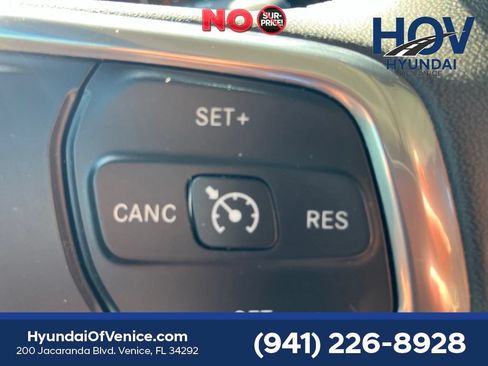 Used 2023 Jeep Gladiator Overland w/ Popular Equipment Package AWD/4WD image 16