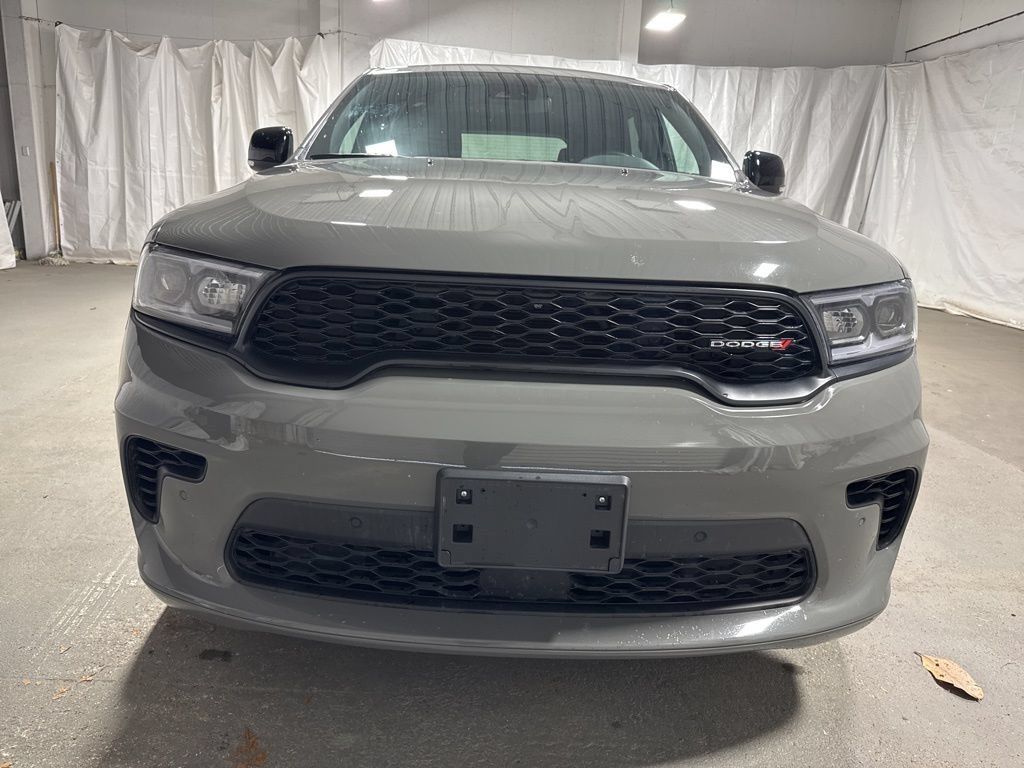 Used 2025 Dodge Durango GT AWD/4WD image 2