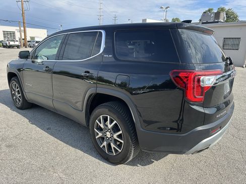 Used 2022 GMC Acadia SLE image 5