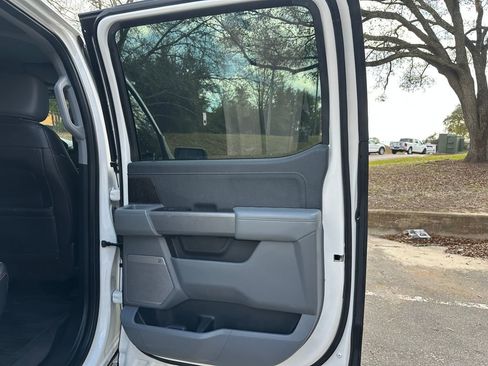 Used 2021 Ford F150 Lariat w/ Equipment Group 502A High image 43