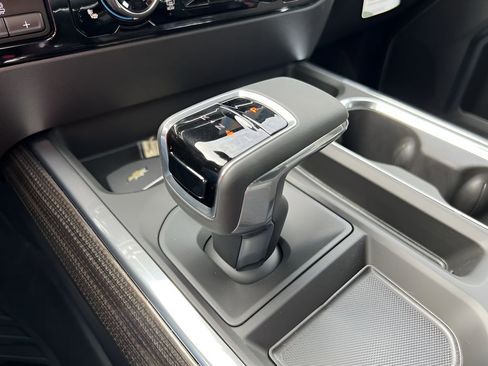 New 2026 Chevrolet Silverado 1500 LT Trail Boss w/ Convenience Package II image 15