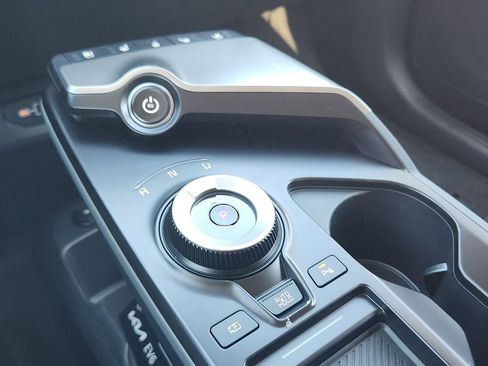 New 2025 Kia EV6 Wind image 20