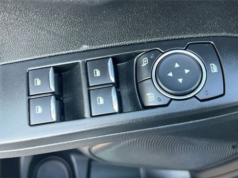 Certified 2022 Ford Escape SE w/ Cold Weather Package image 11