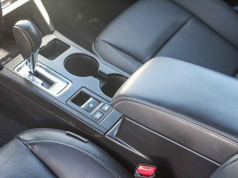 Used 2016 Subaru Outback 2.5i Limited w/ Popular Package #4 image 19