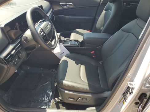 New 2026 Kia Sportage EX FWD image 5