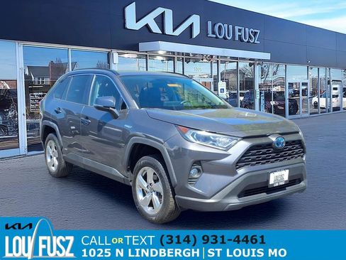 Used 2021 Toyota RAV4 XLE Premium AWD/4WD image 1