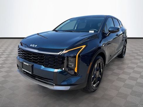 New 2027 Kia Sportage S FWD image 3