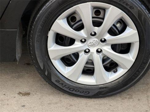 Certified 2024 Toyota Corolla LE image 8