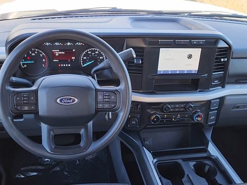 Used 2023 Ford F250 XLT w/ FX4 Off-Road Package image 16