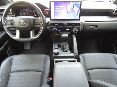 Used 2025 Toyota 4Runner TRD Off-Road Premium w/ Tow Technology Package AWD/4WD image 33
