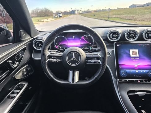 Used 2024 Mercedes-Benz C 300 4MATIC Sedan image 5